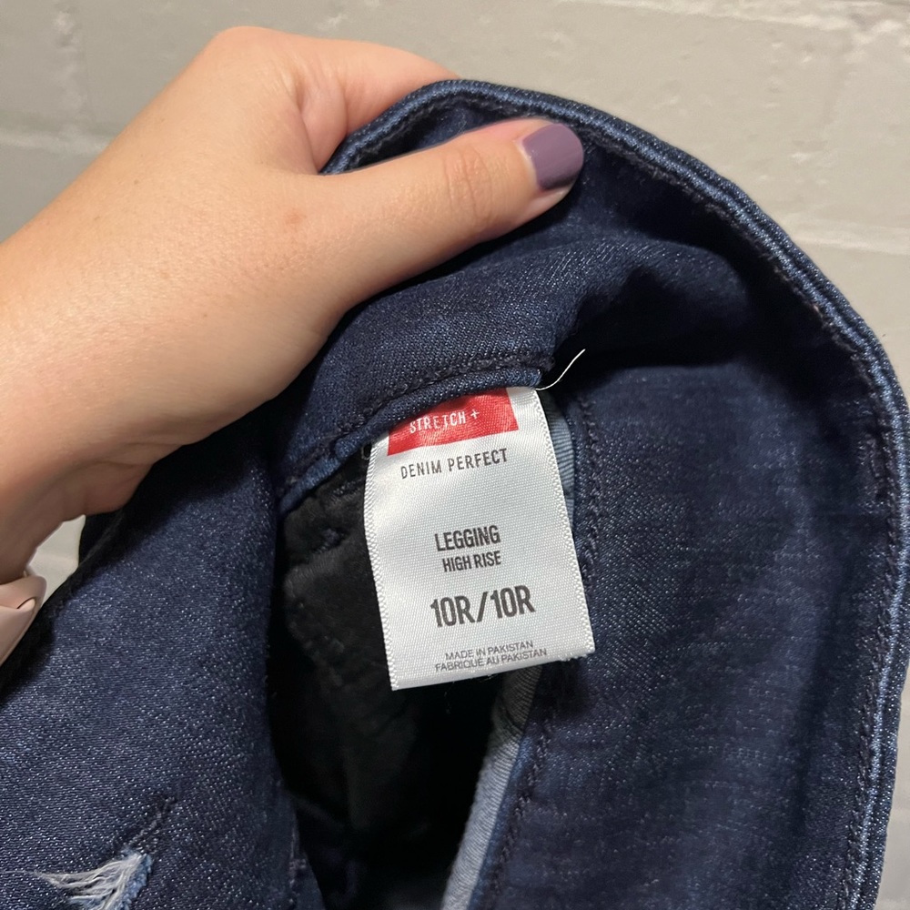 Express High Rise Denim Legging - Picture 7 of 9